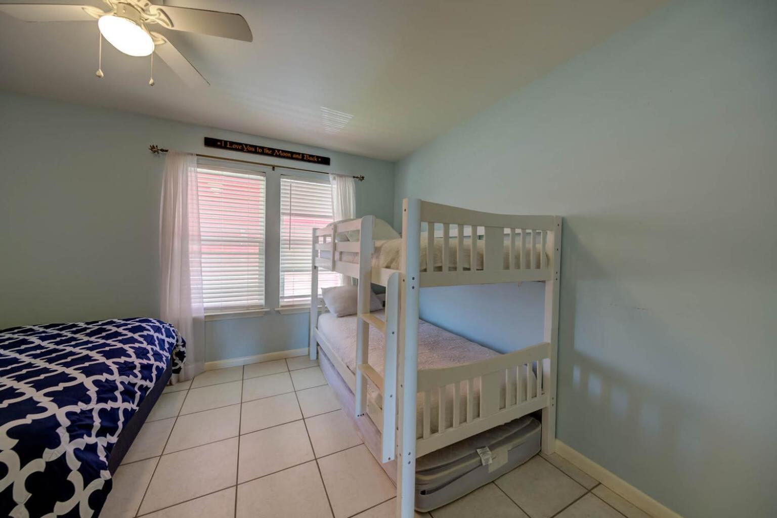 Sandy Feet Retreat By Vacation Homes Collection Gulf Shores Exterior photo